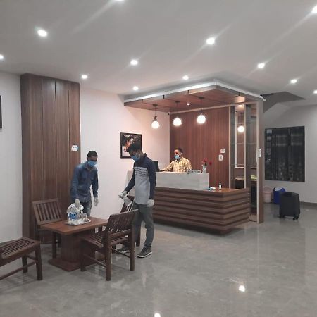Hotel Katra Grand Exterior photo