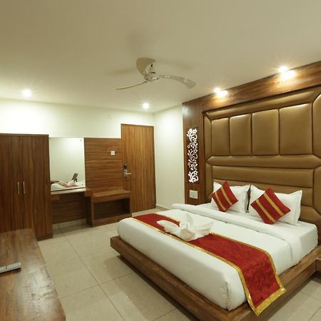 Hotel Katra Grand Exterior photo
