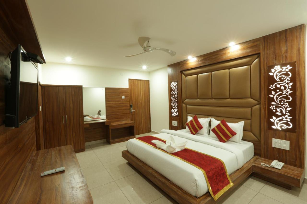 Hotel Katra Grand Exterior photo