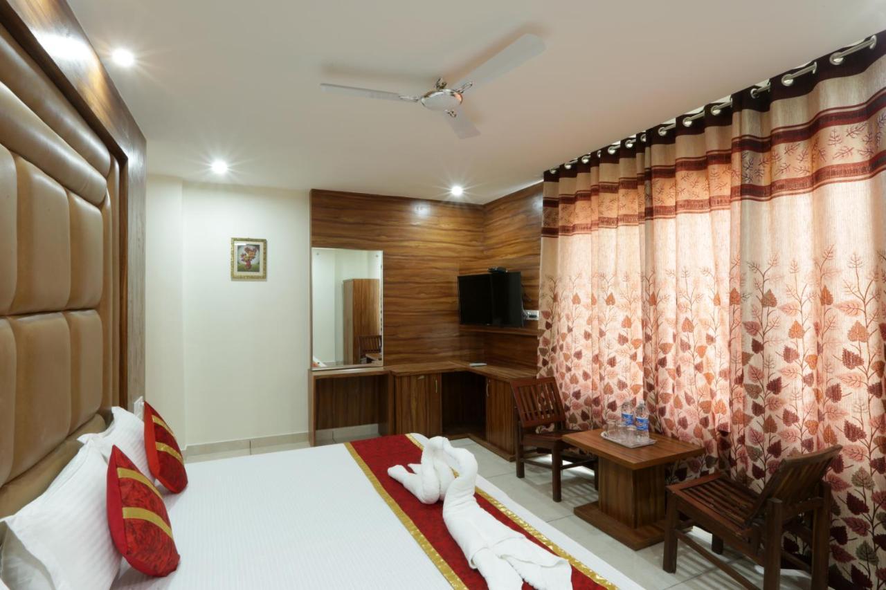 Hotel Katra Grand Exterior photo